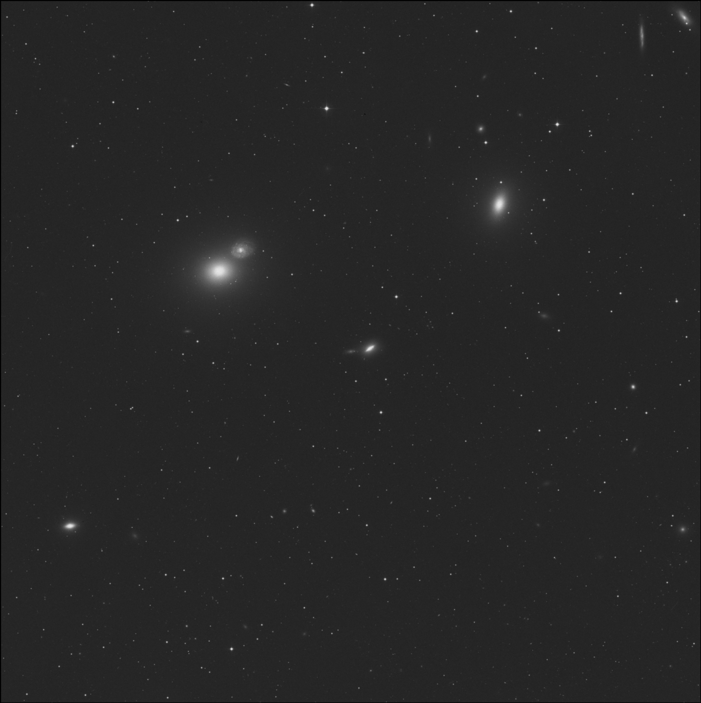 NGC 4637
