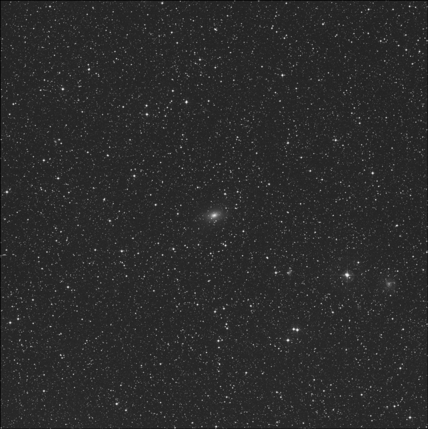 NGC 5266
