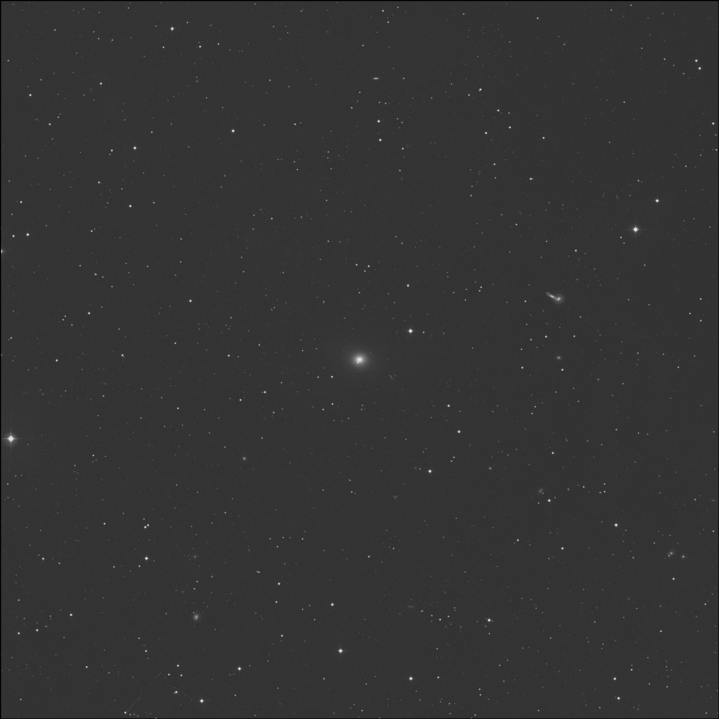 NGC 5557
