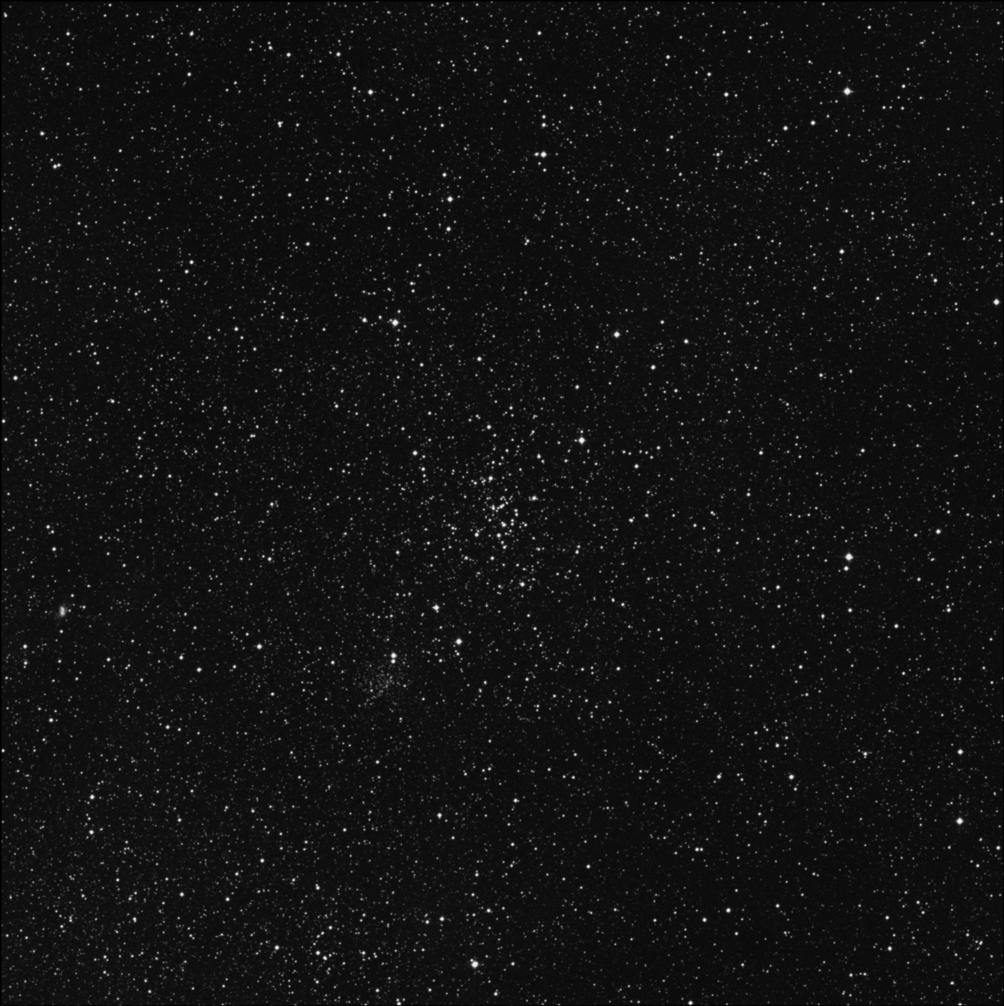 NGC 5617