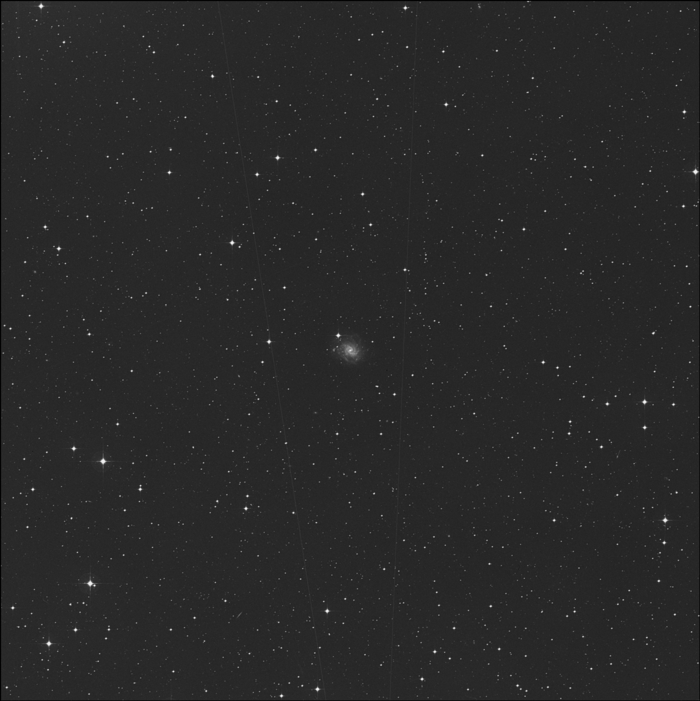 NGC 5885