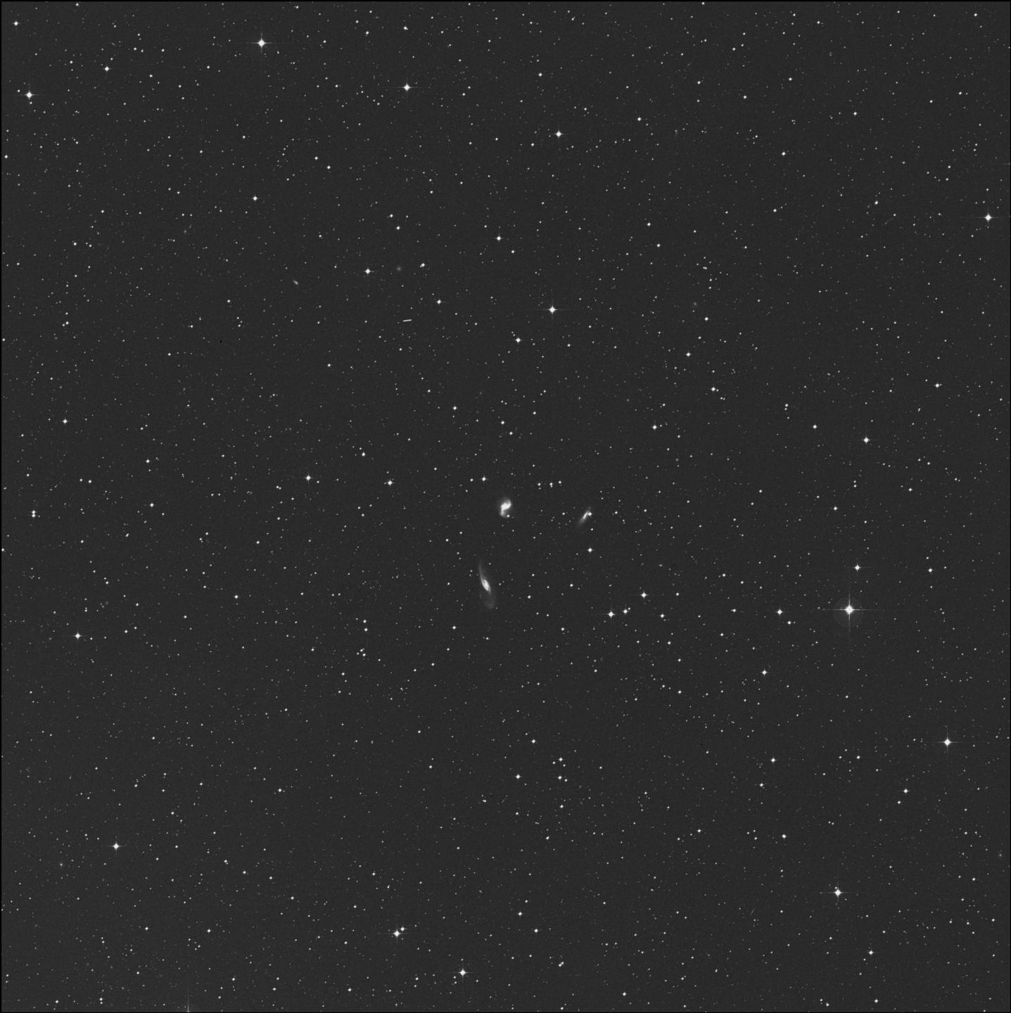 NGC 5915