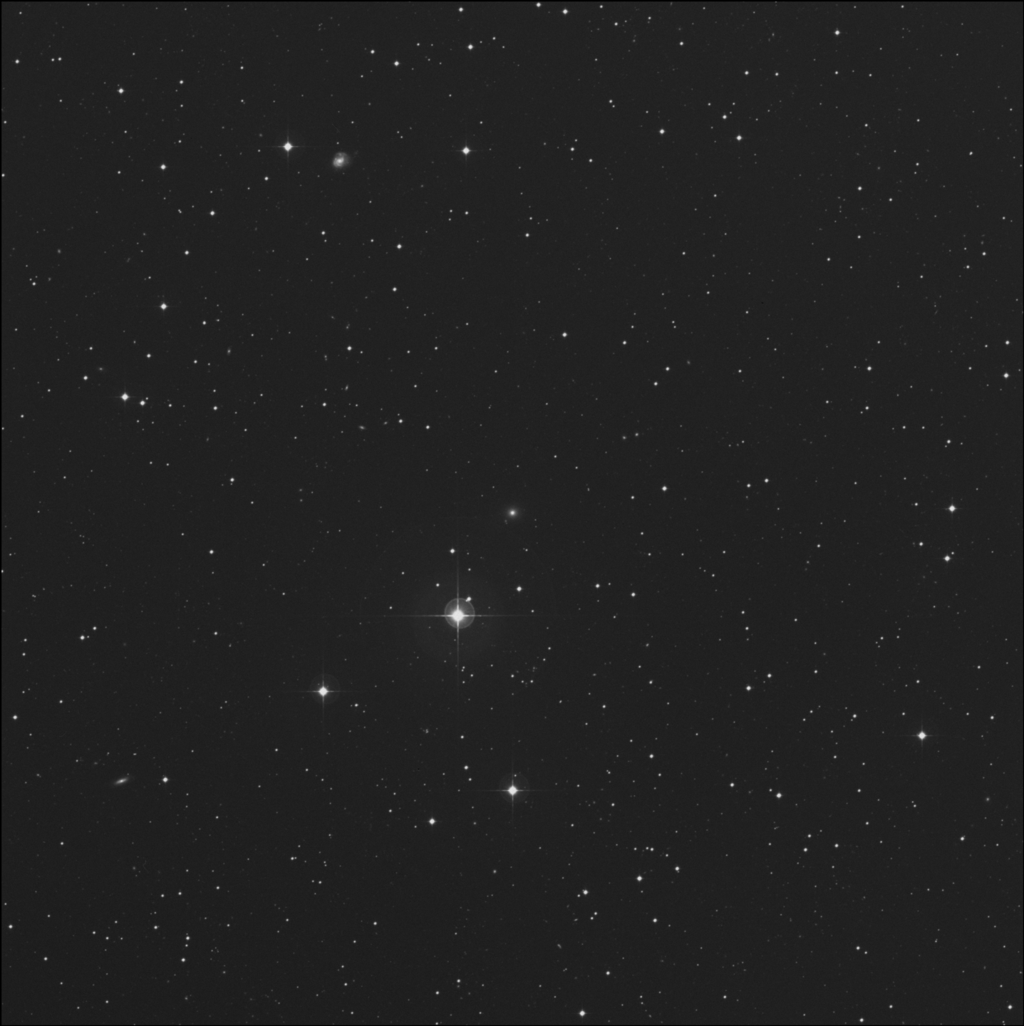 NGC 889