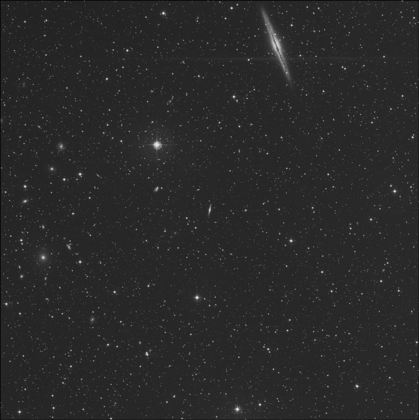 NGC 898