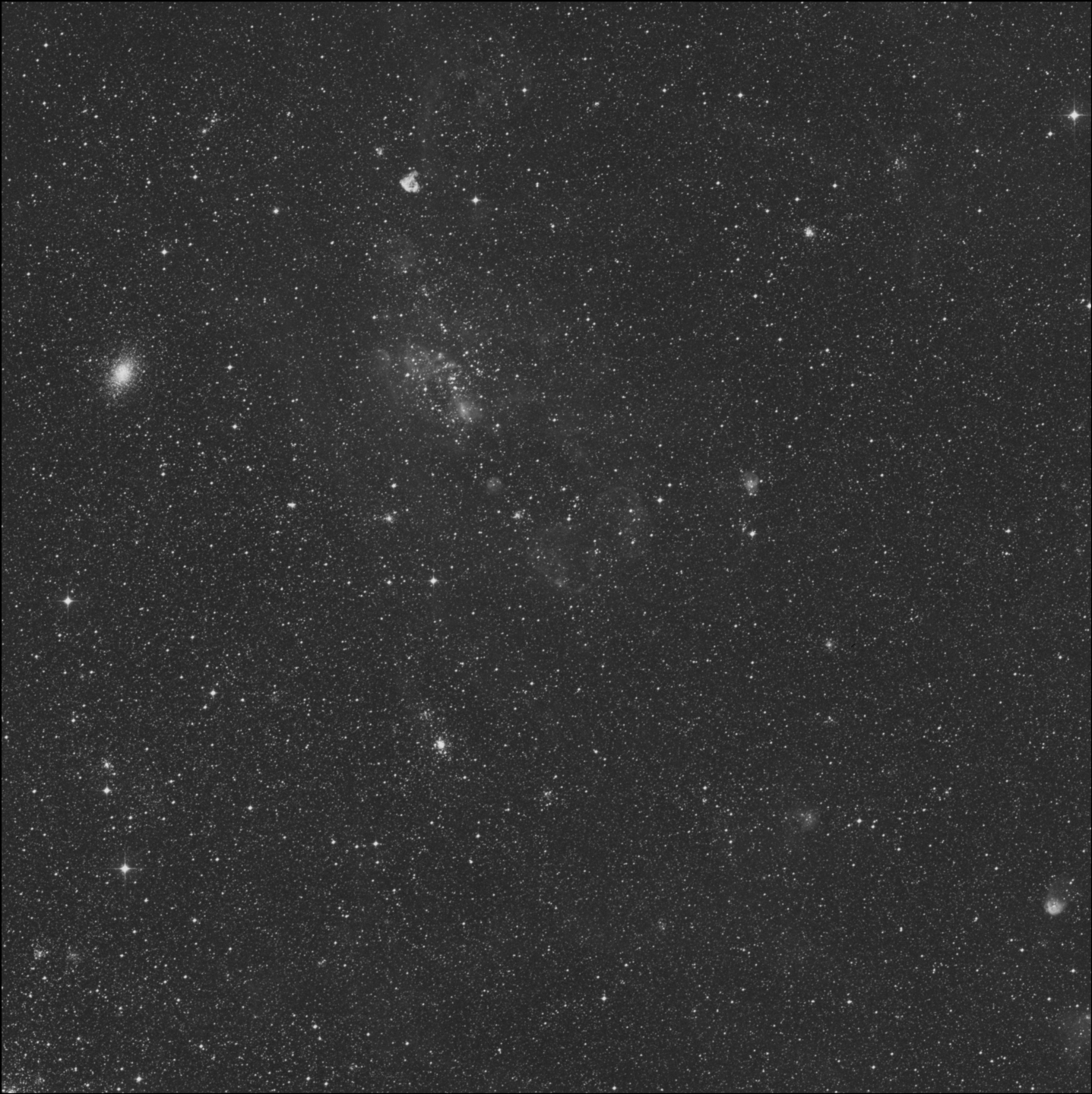 NGC 1945